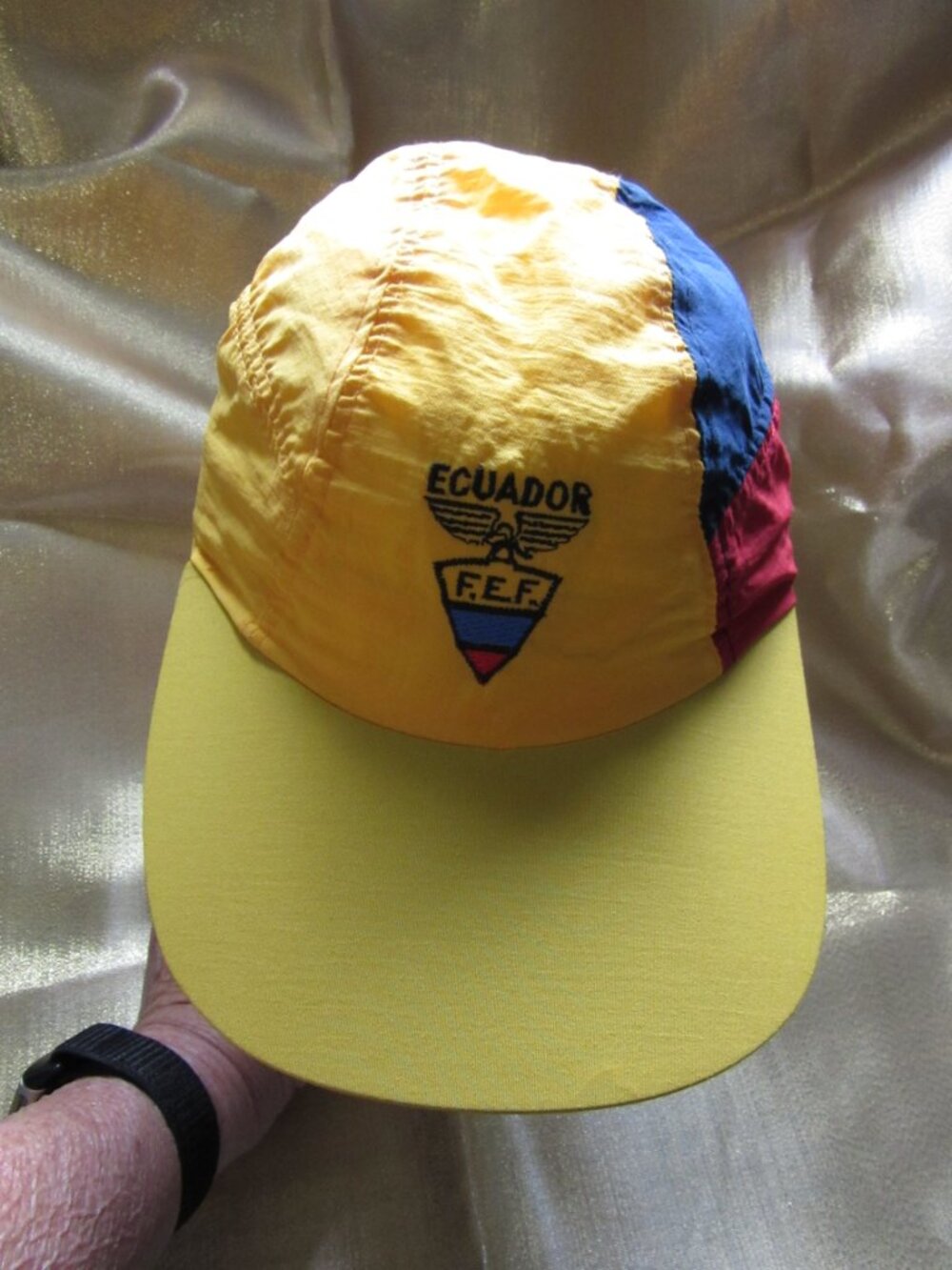 Ecuador F.E.F. Running/Soccer Style Cap One Size, never worn.